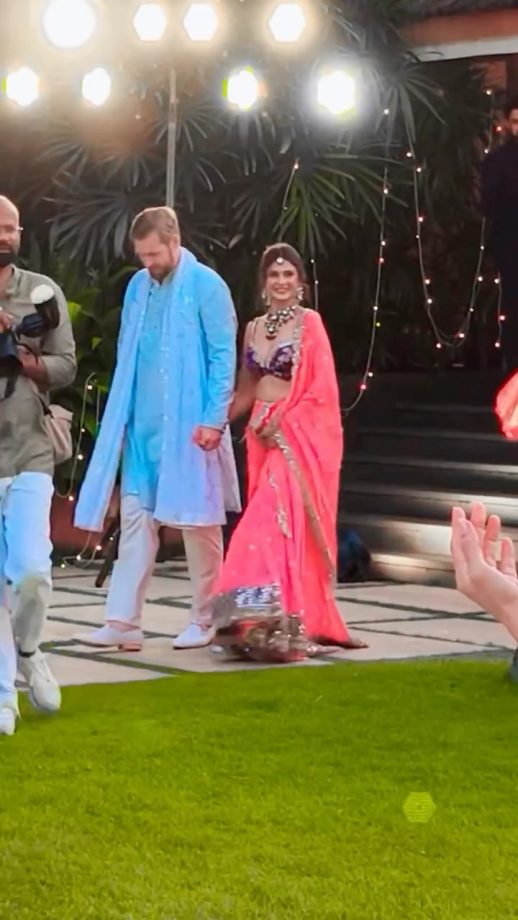 Jennifer Winget-William Ishmael's Goa Reception: Close Friends Ritiesh-Genelia To Shabir-Kanchi Make It A Fun Affair 1