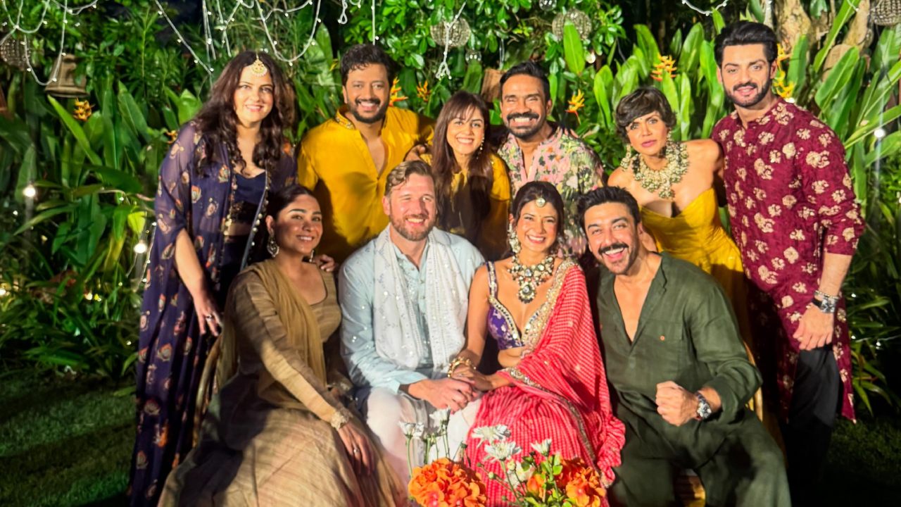 Jennifer Winget-William Ishmael's Goa Reception: Close Friends Ritiesh-Genelia To Shabir-Kanchi Make It A Fun Affair 1