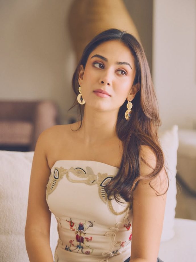 Kareena Kapoor Hosts Ex-BF Shahid Kapoor’s Wife Mira Rajput, Netizens React To The Unexpected Crossover 1