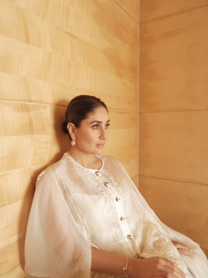 Kareena Kapoor Khan White Look: Elegant Minimal Style For Daayra Launch 1