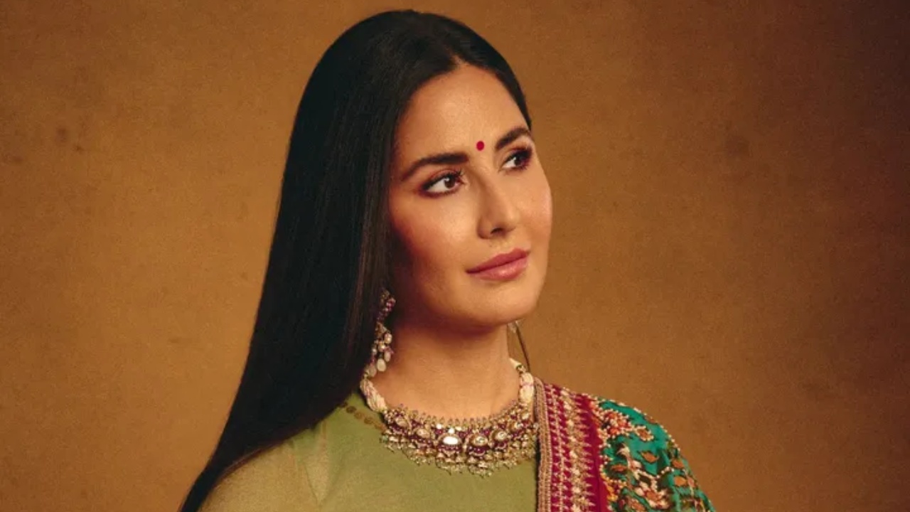 Katrina Kaif Ganpati Look: Green Anarkali, Multicolored Dupatta 1
