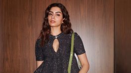 Khushi Kapoor Makes A Chic Statement In A Shimmery Black Crop Top And Blue Denim