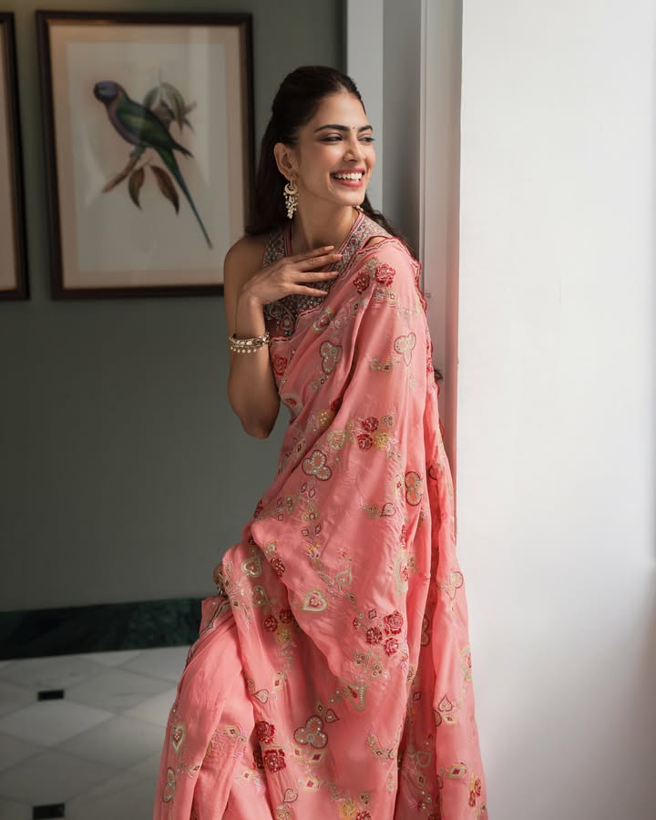 Malavika Mohanan’s Dreamy Peach Floral Saree & Halter-Neck Blouse 1