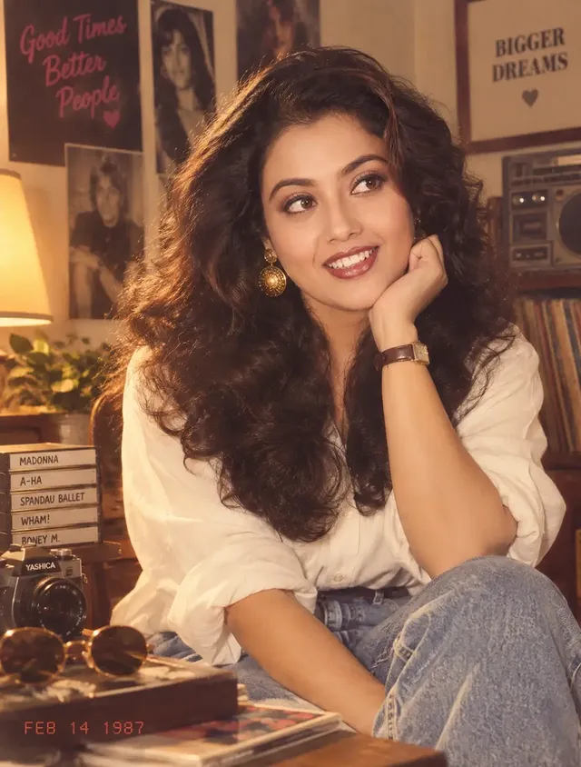 Malayalam Celebrities Nail The 80s Look With AI: Anupama Parameswaran, Sneha, Meena And More Join Retro Trend 1