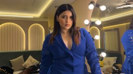 Mannara Chopra Gets Yelled At Over Parking—Here's How The Actress Reacted