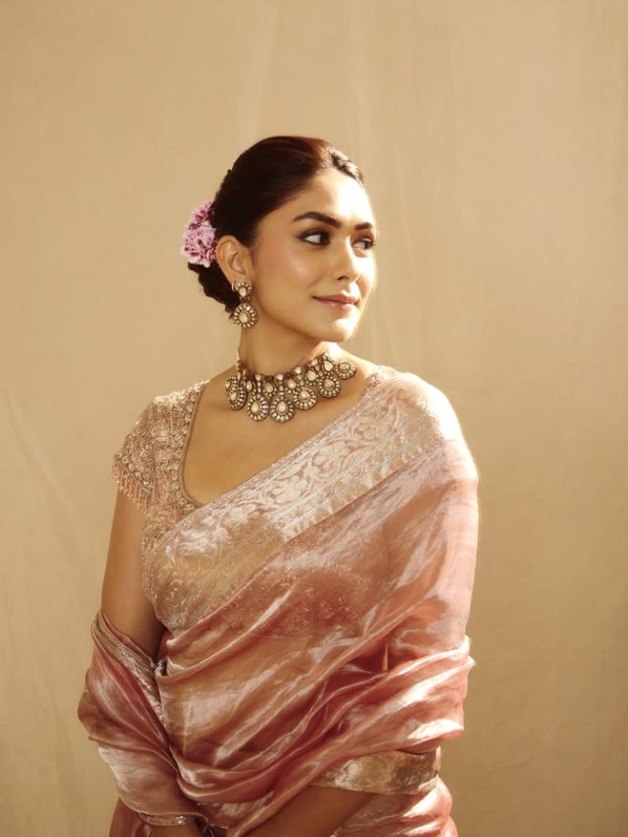 Mrunal Thakur Channels Royal Festive Glam in Mauve Tissue Saree: Ornate Choker & Drop Earrings 1