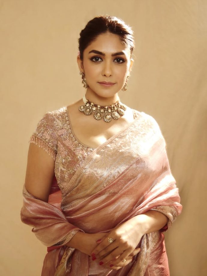 Mrunal Thakur Channels Royal Festive Glam in Mauve Tissue Saree: Ornate Choker & Drop Earrings 1
