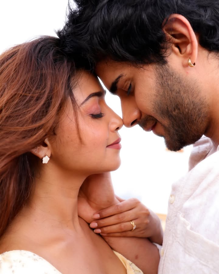 Parineetii Fame Tanvi Gets Engaged To Boyfriend Jeevansh Chadha, Shares Dreamy Proposal Moments 1