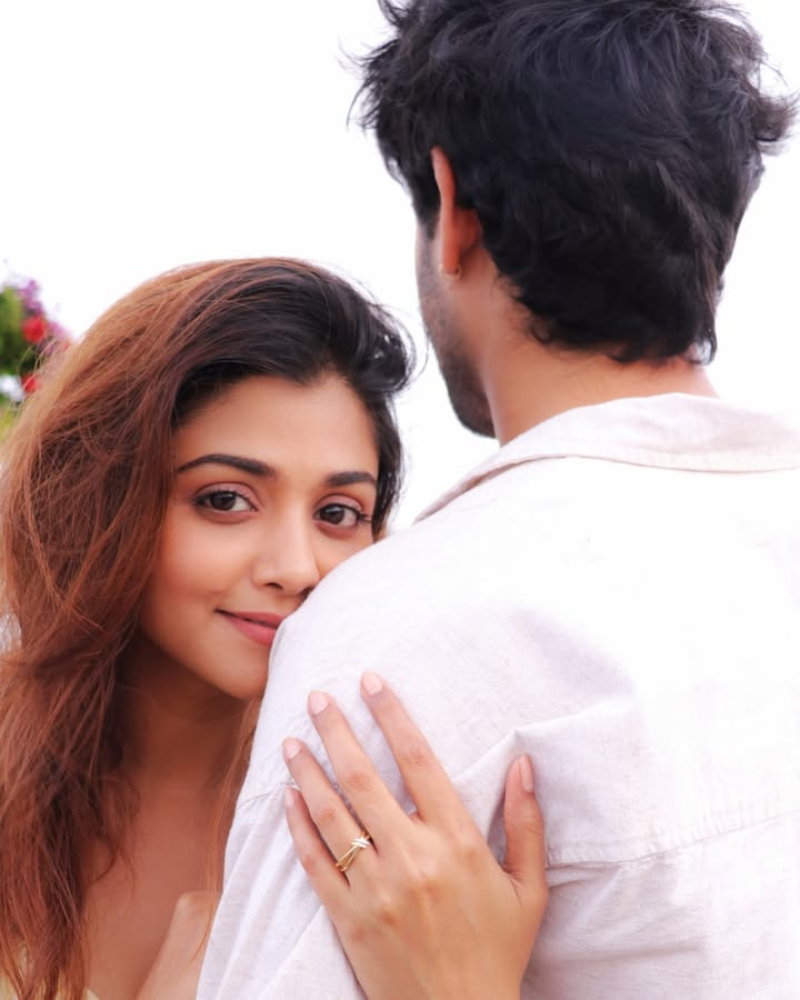 Parineetii Fame Tanvi Gets Engaged To Boyfriend Jeevansh Chadha, Shares Dreamy Proposal Moments 1