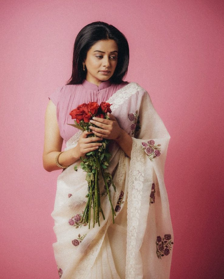 Priya Mani Raj Floral Saree With A Pretty Pleated High Neck Blouse 1