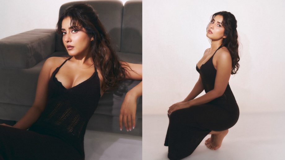 Raashii Khanna Looks Too Hot To Handle In Black Bodycon Dress, Vaani Kapoor Reacts 1