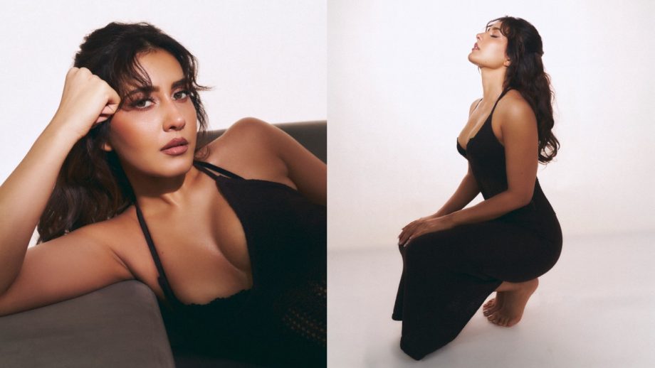 Raashii Khanna Looks Too Hot To Handle In Black Bodycon Dress, Vaani Kapoor Reacts 1