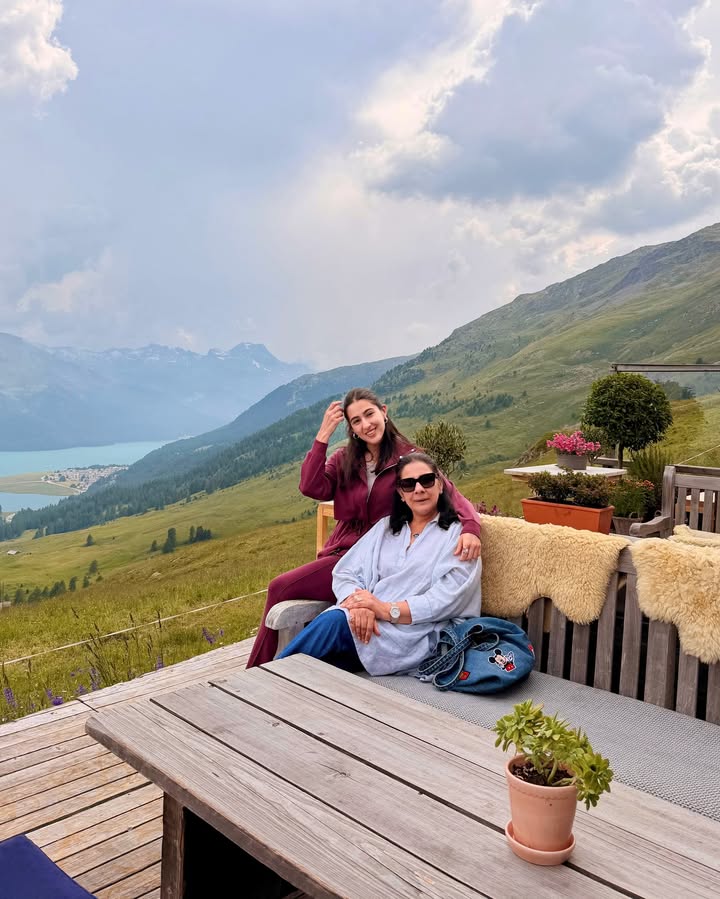 Sara Ali Khan Shares Swiss Alps Diaries With Mom Amrita Singh, From Cool Travel Fits To Breathtaking Views 1