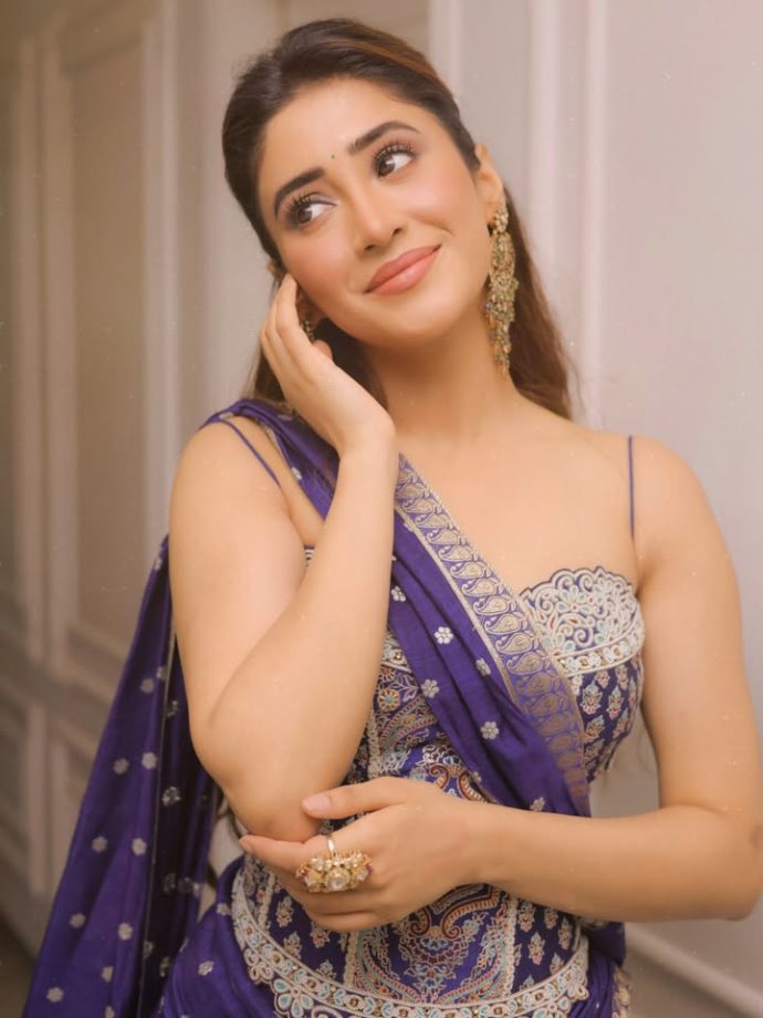 Shivangi Joshi’s Purple Lehenga Look Turns Heads; Elvish Yadav Reacts To Her Latest Pictures 1