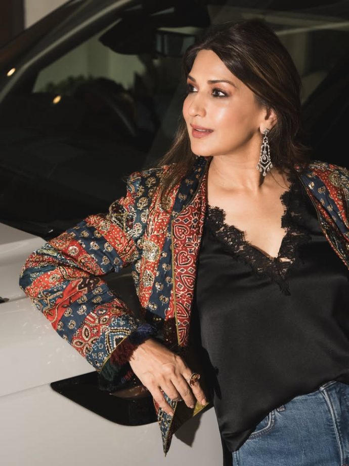 Sonali Bendre Black V-Neck Satin Top Look Is A Perfect Blend Of Casual & Ethnic Style 1