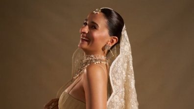 Alia Bhatt Captivates as Showstopper in a Handcrafted Ivory Saree With Regal Pearl Jewellery