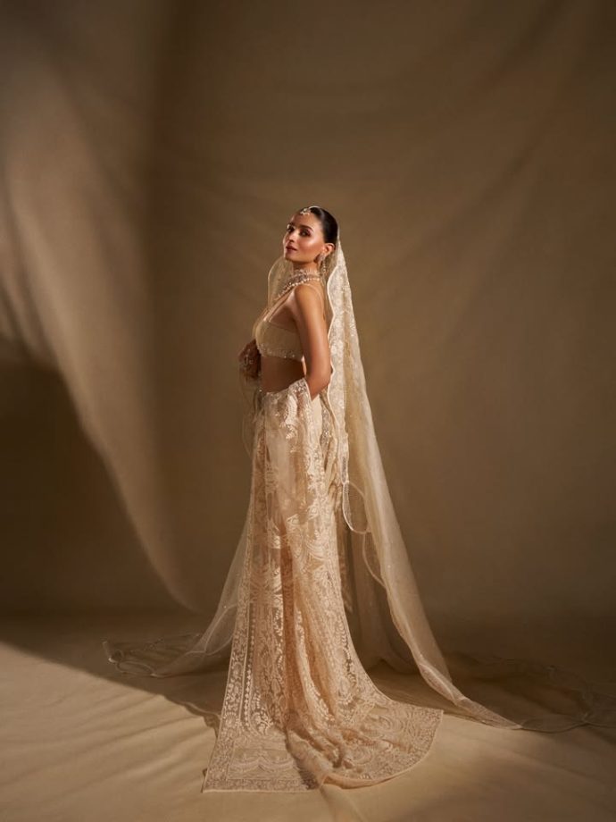 Alia Bhatt Captivates as Showstopper in a Handcrafted Ivory Saree With Regal Pearl Jewellery 1