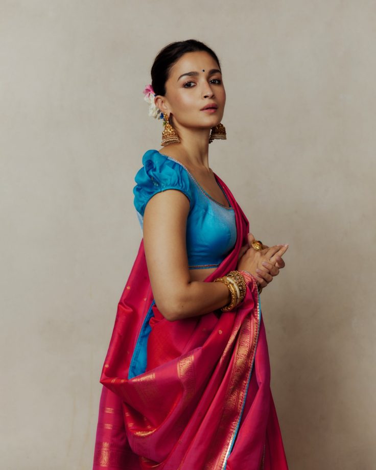 Alia Bhatt’s Pink Kanjeevaram Saree Brings Paro Vibes To Durga Puja 1