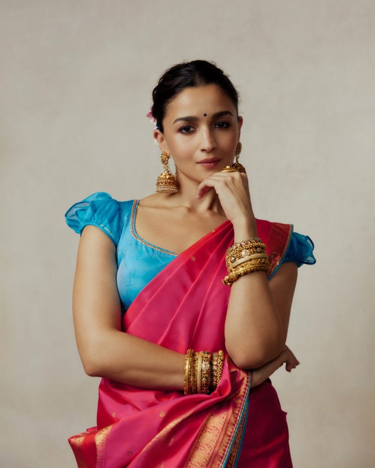 Alia Bhatt’s Pink Kanjeevaram Saree Brings Paro Vibes To Durga Puja 1