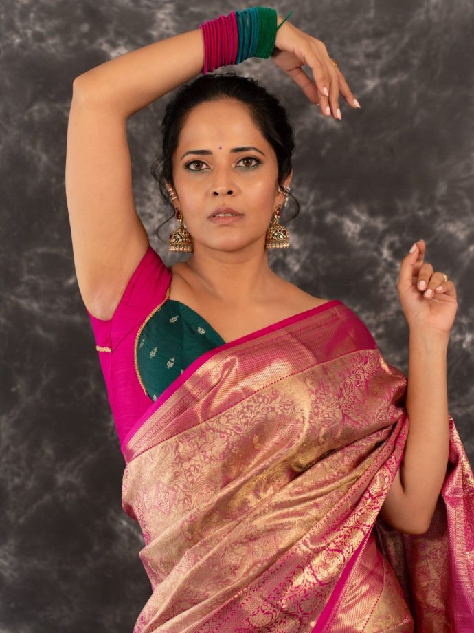 Anasuya Bharadwaj’s Pink Kanchipuram Saree Look With Vibrant Modern Twist 1