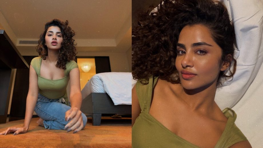 Anupama Parameswaran Serves Chic Vibes In Olive Green Top & Blue Denim Jeans 1