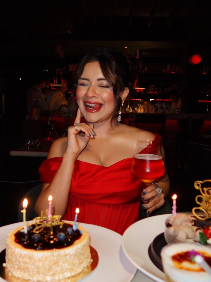 Avneet Kaur Turns 25 In A Stunning Red Off-Shoulder Dress, Cuts Birthday Cake; Raghav Sharma Shares Special Birthday Wish 1