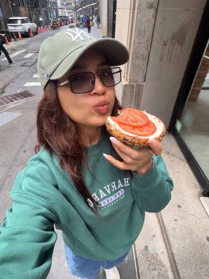 Bhumi Pednekkar Shares New York City Photo Dump In Cool Fits, Food Diaries & Candid Moments 1