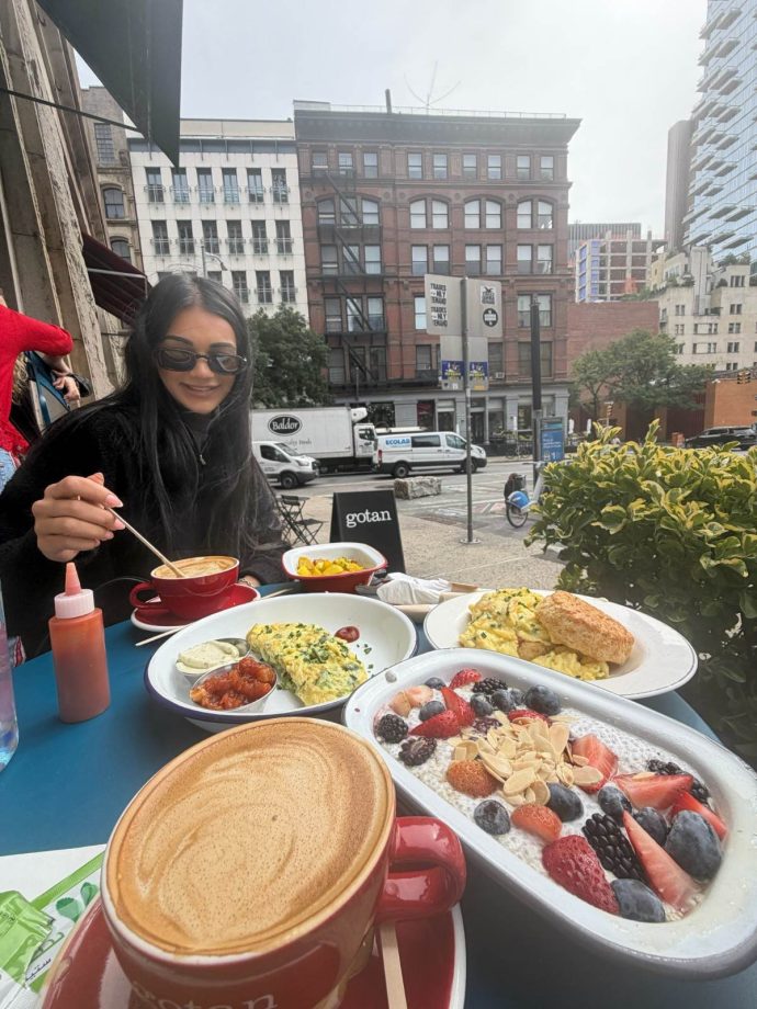 Bhumi Pednekkar Shares New York City Photo Dump In Cool Fits, Food Diaries & Candid Moments 1