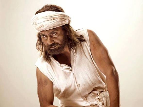 From Faizal Khan to Shiv Gajra: 7 Iconic Characters That Made Nawazuddin Siddiqui a Cult Favourite 1