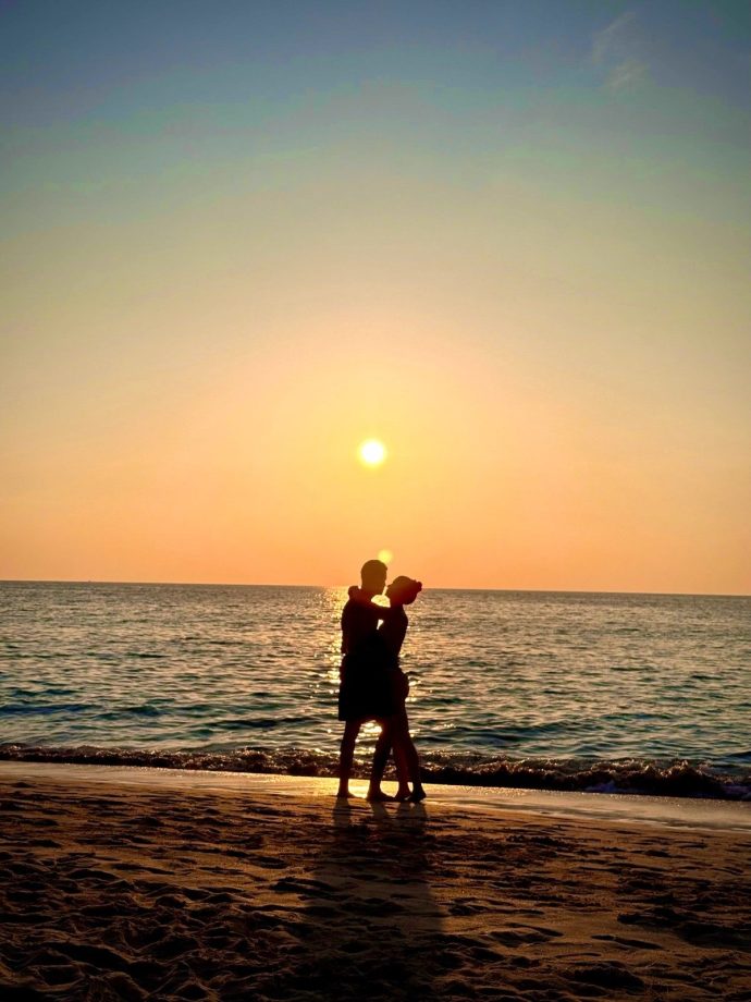 Hrithik Roshan And Saba Azad Celebrate 5 Years Of Love; Sussanne Khan Reacts To Their Post 1
