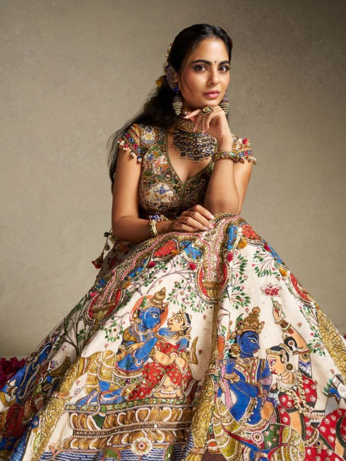 Isha Ambani’s Hand-Painted Torani Outfit Celebrates Indian Craftsmanship In 2,000 Hours Of Artistry 1