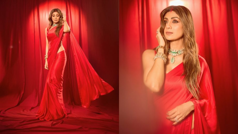 Karwa Chauth Saree Looks: Rakul Preet Singh, Shilpa Shetty, Priyanka Chopra & Parineeti Chopra Serve Festive Fashion Inspiration 1