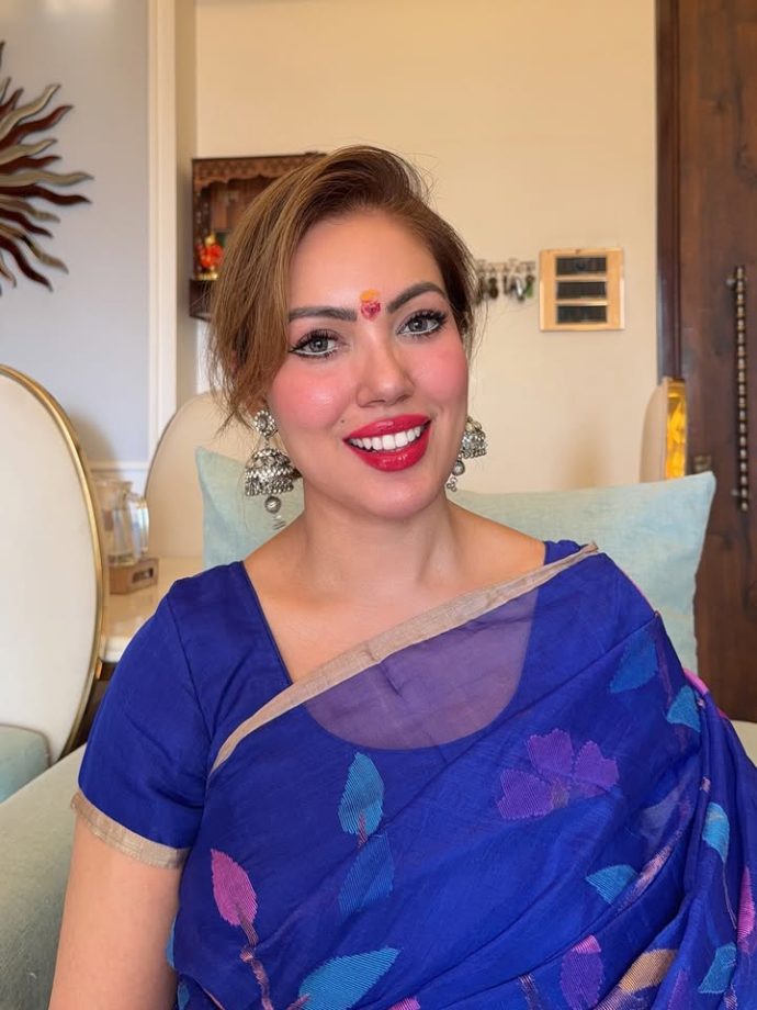 Munmun Dutta’s Blue Floral Saree Look As She Performs Navratri Pooja At Home 1