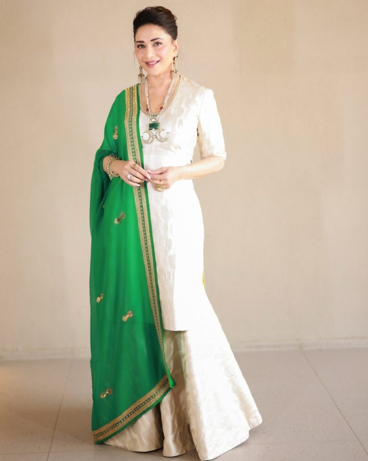 Navratri Day 2 Color White: Alia Bhatt, Madhuri Dixit And Mrunal Thakur Inspire Divine Elegance 1