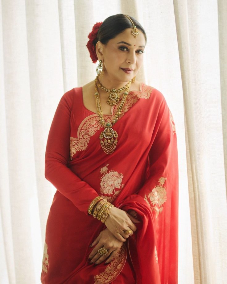 Navratri Day 3 Red Fashion: Rani Mukerji, Kajol, Madhuri Dixit And Aishwarya Rai Bachchan Turn Up Ethnic Glamour 1