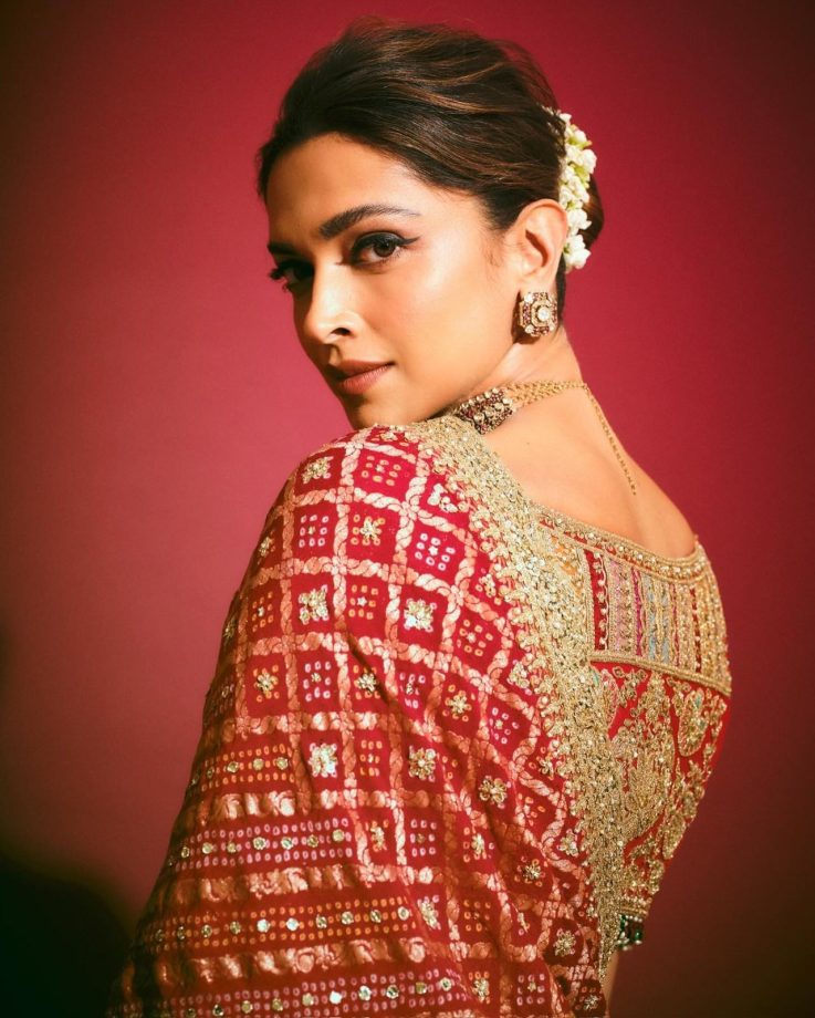Navratri Day 3 Red Saree Fashion: Katrina Kaif, Deepika Padukone & Sonam Kapoor Bring Royal Ethnic Glamour 1