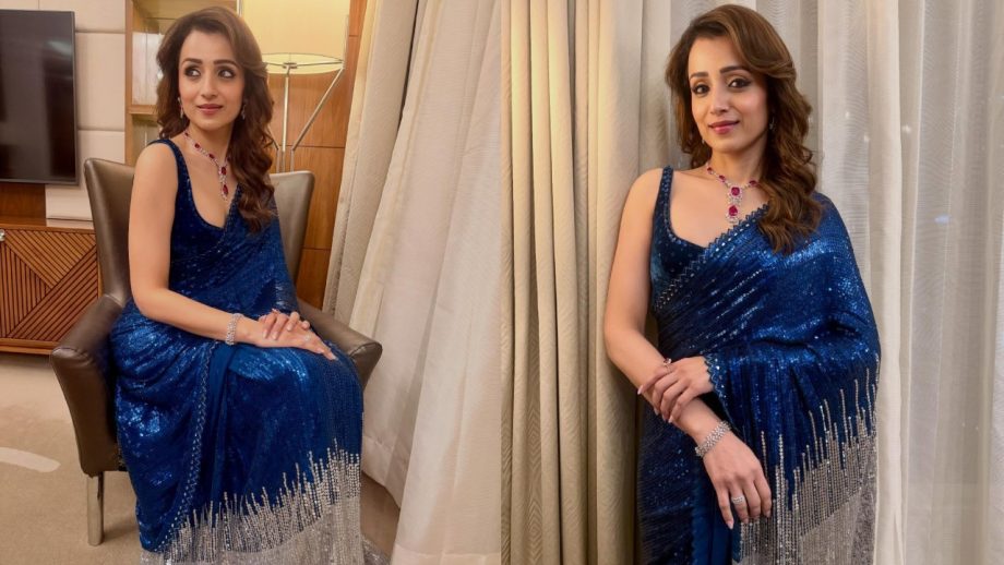 Navratri Day 4 Royal Blue Saree Looks: Mrunal Thakur, Tamannaah Bhatia, Samantha Ruth Prabhu And Trisha Krishnan Set Festive Fashion Goals 1