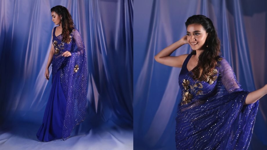 Navratri Day 4 Royal Blue Saree Looks: Mrunal Thakur, Tamannaah Bhatia, Samantha Ruth Prabhu And Trisha Krishnan Set Festive Fashion Goals 1
