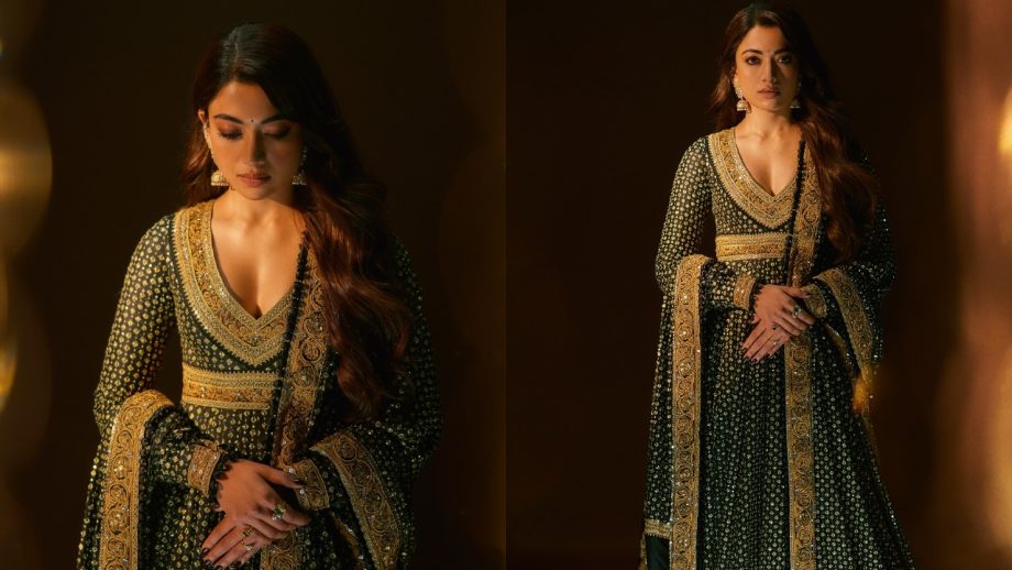 Navratri Day 6 Green Outfits: Rakul Preet Singh, Rashmika Mandanna, Fatima Sana Shaikh & Alia Bhatt Make A Festive Style Statement 1