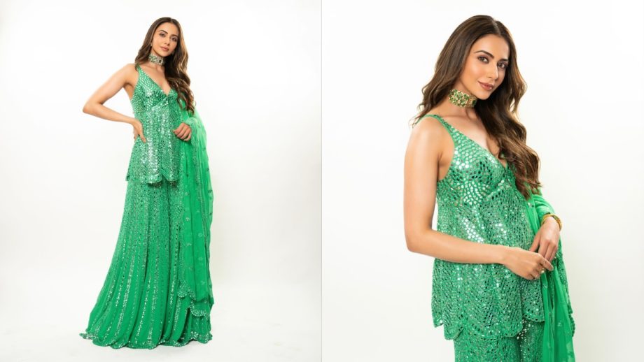Navratri Day 6 Green Outfits: Rakul Preet Singh, Rashmika Mandanna, Fatima Sana Shaikh & Alia Bhatt Make A Festive Style Statement 1