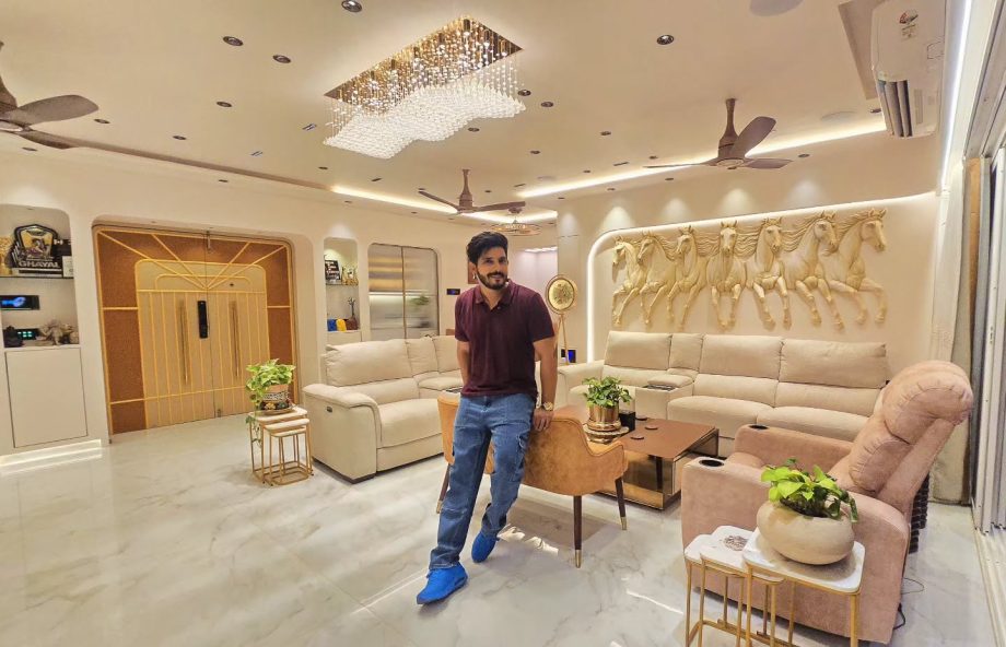 Peek Inside Kanwar Dhillon's Luxurious Home He Bought On His 33rd Birthday 1
