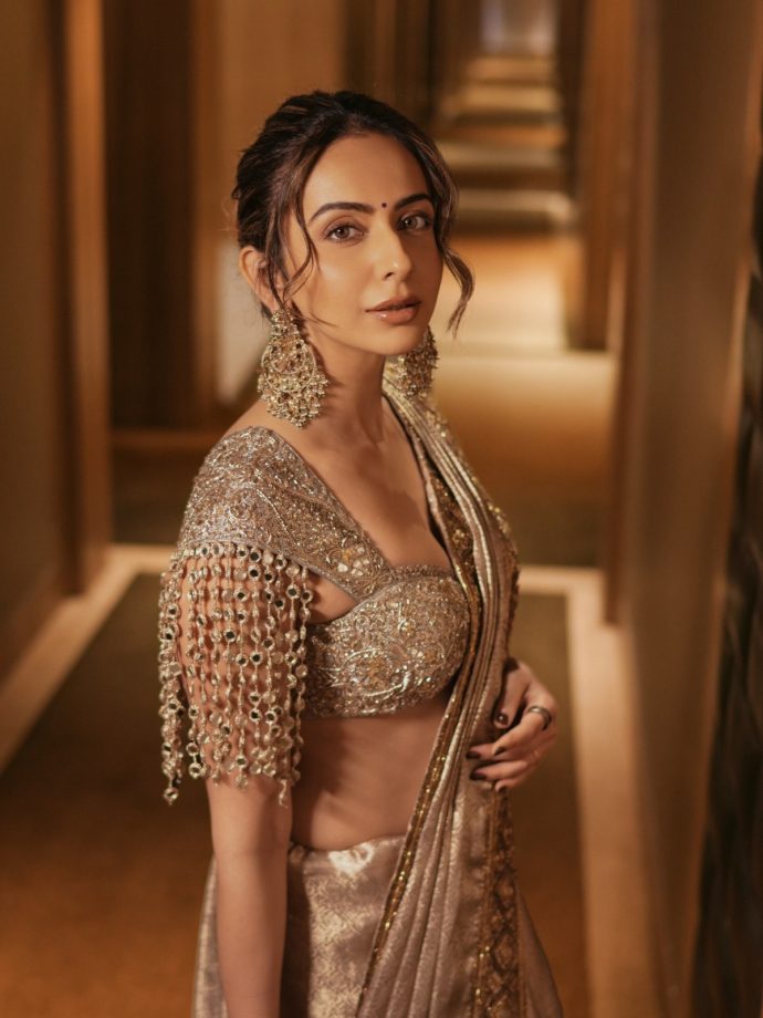 Rakul Preet Singh’s Golden Saree: Mirror-Work Blouse Steals The Spotlight 1