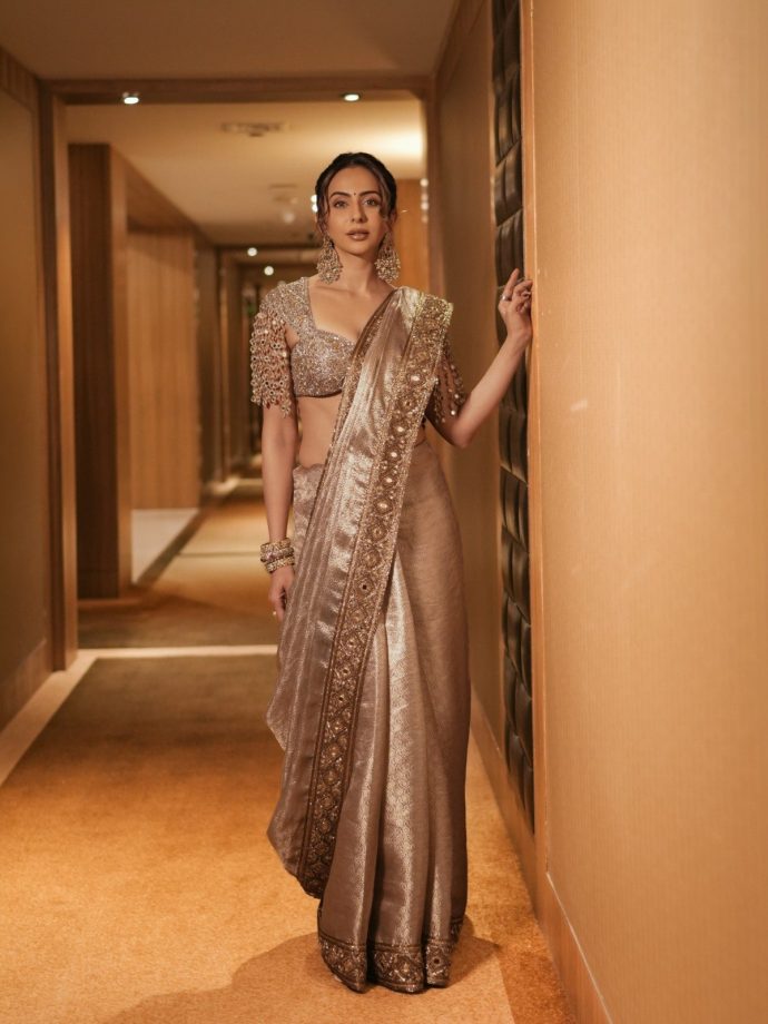Rakul Preet Singh’s Golden Saree: Mirror-Work Blouse Steals The Spotlight 1