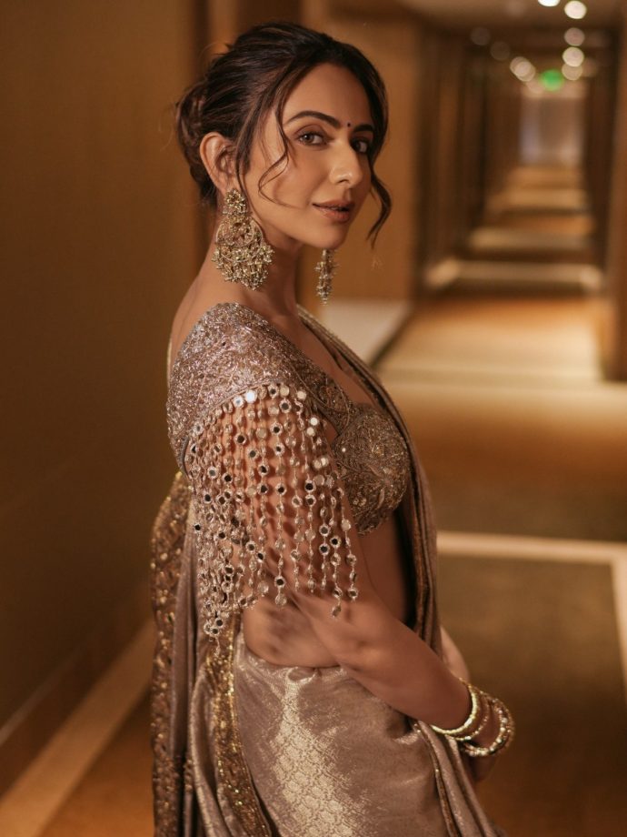 Rakul Preet Singh’s Golden Saree: Mirror-Work Blouse Steals The Spotlight 1
