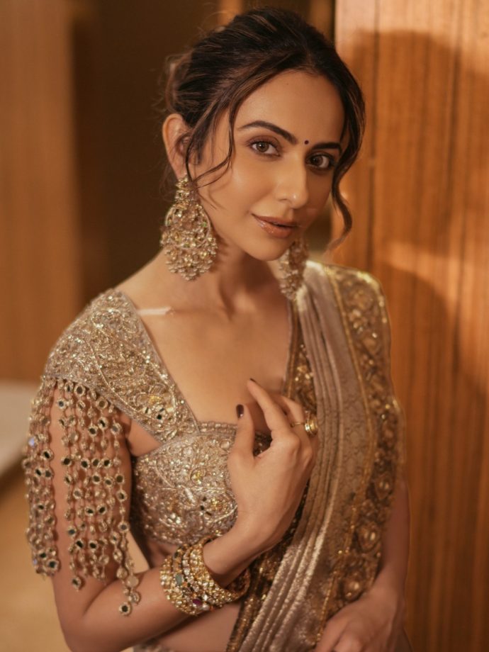 Rakul Preet Singh’s Golden Saree: Mirror-Work Blouse Steals The Spotlight 1