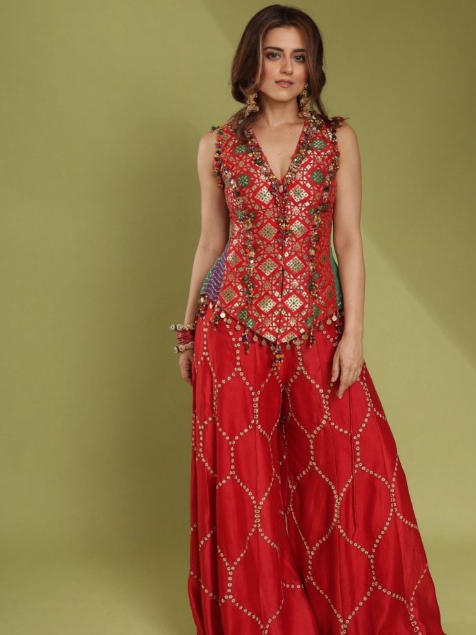 Ridhi Dogra’s Navratri Vibes In Red Patola Silk With Worked Sharara Set 1