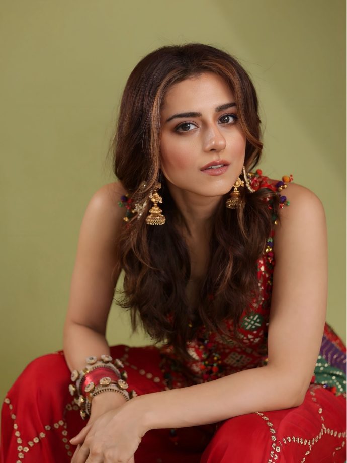 Ridhi Dogra’s Navratri Vibes In Red Patola Silk With Worked Sharara Set 1