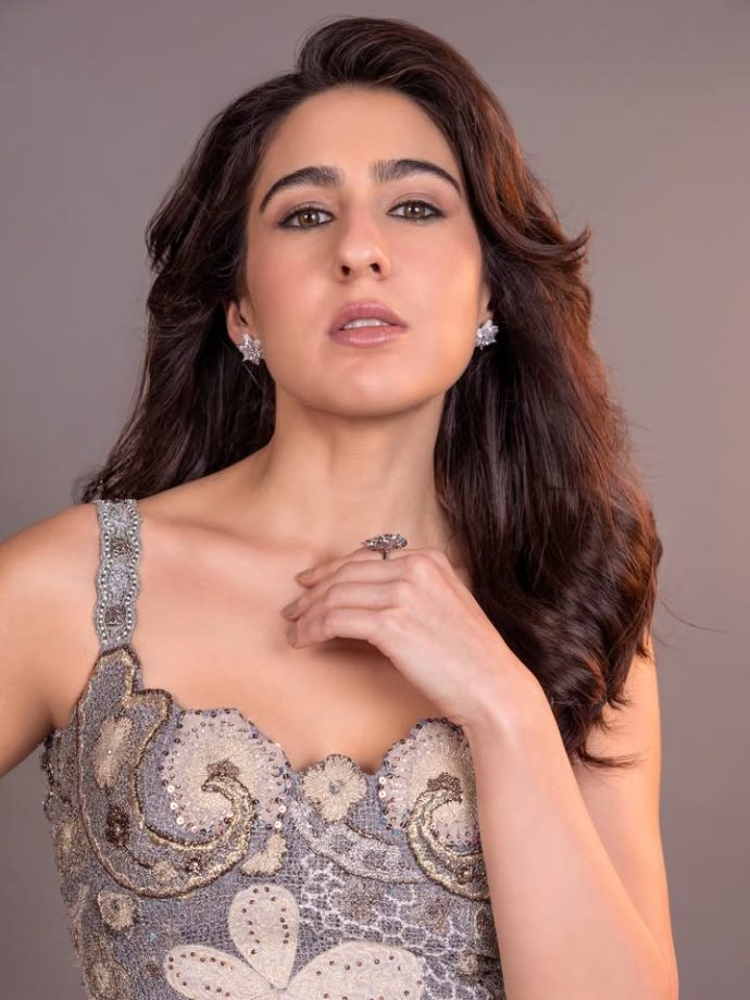 Sara Ali Khan Makes Grey Glamour Look Effortless in Embroidered Midi Dress for Udta Teer Promotions 1