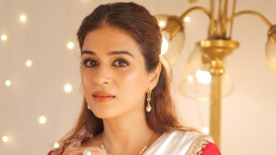 Shraddha Das Embraces Durga Puja Vibes In A Gorgeous White Saree: See Pics