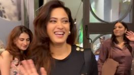 Shweta Tiwari Turns 46 In Style, Sets The Floor On Fire Dancing To 'Bijlee Bijlee' With Daughter Palak